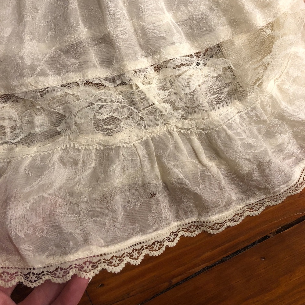 ❌FREE PEOPLE Silky Lace Cream Top - Picture 5 of 7